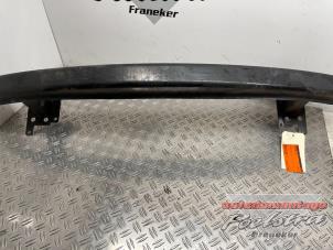 Gebruikte Bumperframe voor Volkswagen Polo IV (9N1/2/3) 1.4 TDI 80 Prijs € 9,95 Margeregeling aangeboden door Autodemontage Poelstra B.V.