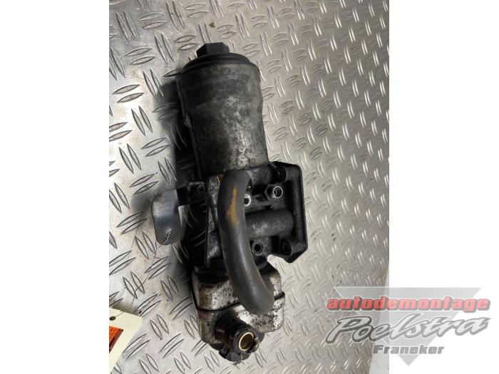 Gebruikte Oliefilterhuis Volkswagen Polo IV (9N1/2/3) 1.4 TDI 80 Prijs € 19,95 Margeregeling aangeboden door Autodemontage Poelstra B.V.