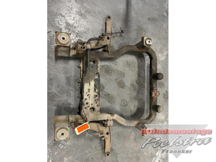 Gebruikte Subframe Volkswagen Transporter T5 1.9 TDi Prijs € 69,00 Margeregeling aangeboden door Autodemontage Poelstra B.V.