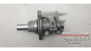 Gebruikte Hoofdremcilinder Fiat Tipo (356W/357W) 1.4 T-Jet 16V Prijs € 19,95 Margeregeling aangeboden door Autodemontage Poelstra B.V.