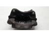 Opel Movano (4A1; 4A2; 4B2; 4B3; 4C2; 4C3) 2.5 CDTI 16V DPF Remklauw (Tang) rechts-voor