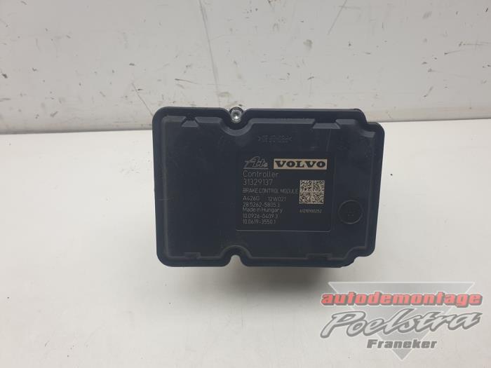 Gebruikte ABS Pomp Volvo V60 I (FW/GW) 2.0 D3 20V Prijs € 12,50 Margeregeling aangeboden door Autodemontage Poelstra B.V.