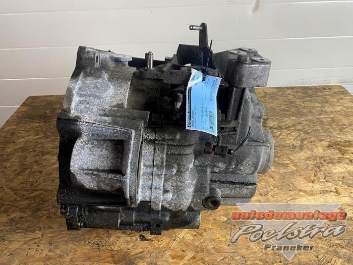 Gebruikte Versnellingsbak Volkswagen Passat (3C2) 2.0 TDI 140 Prijs € 99,00 Margeregeling aangeboden door Autodemontage Poelstra B.V.
