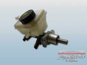 Gebruikte Hoofdremcilinder BMW 3 serie (E46/2) 320 Ci 24V Prijs € 19,95 Margeregeling aangeboden door Autodemontage Poelstra B.V.