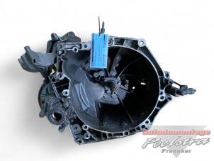 Gebruikte Versnellingsbak Fiat Scudo (270) 1.6 D Multijet Prijs € 100,00 Margeregeling aangeboden door Autodemontage Poelstra B.V.