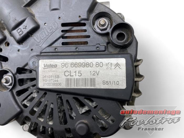 Dynamo van een Peugeot 3008 I (0U/HU) 1.6 16V THP 155 2011