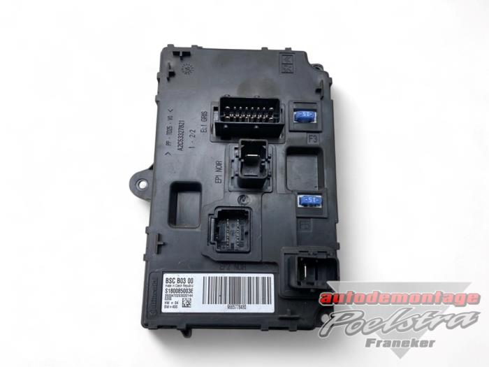 Gebruikte Module Bodycontrol Peugeot 3008 I (0U/HU) 1.6 16V THP 155 Prijs € 20,00 Margeregeling aangeboden door Autodemontage Poelstra B.V.