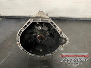 Gebruikte Versnellingsbak Mercedes C (W203) 1.8 C-180K 16V Prijs € 225,00 Margeregeling aangeboden door Autodemontage Poelstra B.V.
