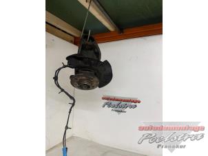 Gebruikte Fusee links-voor BMW Mini One/Cooper (R50) 1.6 16V Cooper Prijs € 29,95 Margeregeling aangeboden door Autodemontage Poelstra B.V.