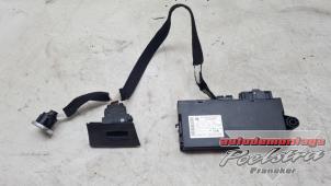 Gebruikte Kontaktslot + computer BMW 3 serie (E90) 318i 16V Prijs € 99,00 Margeregeling aangeboden door Autodemontage Poelstra B.V.