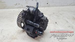 Gebruikte Dieselpomp Opel Vivaro 1.9 DTI 16V Prijs € 85,00 Margeregeling aangeboden door Autodemontage Poelstra B.V.