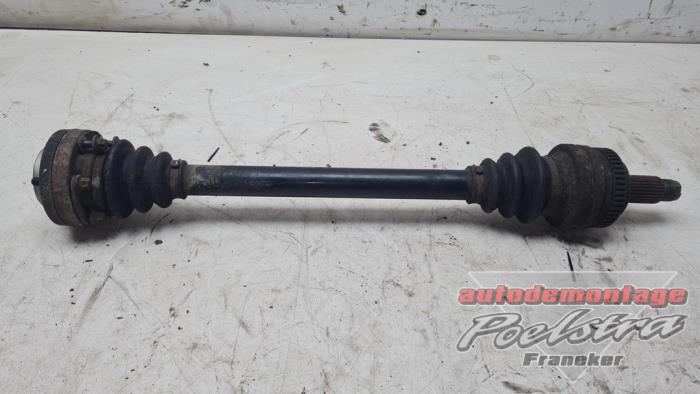 Gebruikte Steekas links-achter BMW 3 serie (E46/4) 316i Prijs € 30,00 Margeregeling aangeboden door Autodemontage Poelstra B.V.