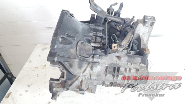 Gebruikte Versnellingsbak Volvo V50 (MW) 1.8 16V Prijs € 185,00 Margeregeling aangeboden door Autodemontage Poelstra B.V.