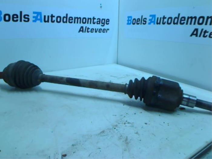 Gebruikte Steekas links-achter Landrover Freelander Hard Top 2.0 td4 16V Prijs € 50,00 Margeregeling aangeboden door Boels Autodemontage