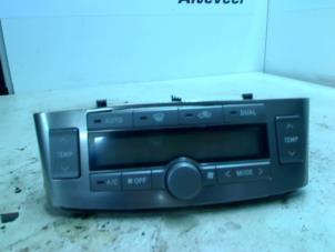 Gebruikte Kachel Bedieningspaneel Toyota Avensis Wagon (T25/B1E) 2.0 16V D-4D-F Prijs € 50,00 Margeregeling aangeboden door Boels Autodemontage