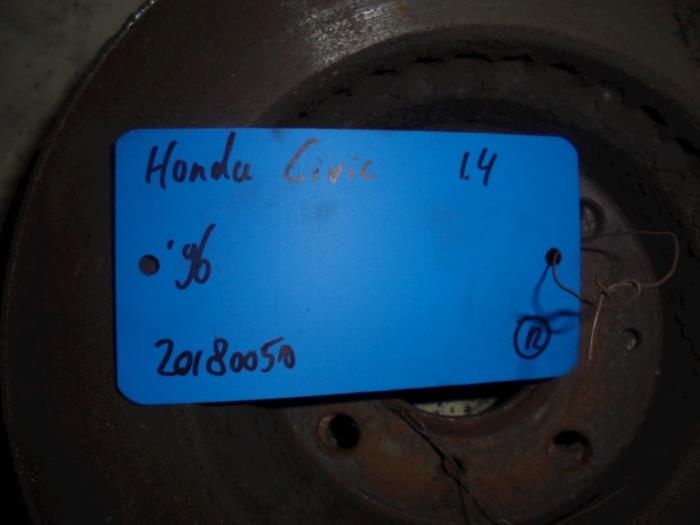 Remschijf voor van een Honda Civic (EJ/EK) 1.4iS 16V 1996