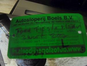 Gebruikte Steekas links-voor Ford Fiesta 5 (JD/JH) 1.6 16V Prijs € 35,00 Margeregeling aangeboden door Boels Autodemontage