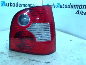 Gebruikte Achterlicht rechts Volkswagen Polo IV (9N1/2/3) 1.2 12V Prijs € 25,00 Margeregeling aangeboden door Boels Autodemontage