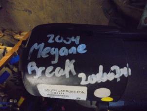 Gebruikte Bagageruimte Dekzeil Renault Megane II (BM/CM) 1.6 16V Autom. Prijs op aanvraag aangeboden door Boels Autodemontage
