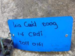 Gebruikte Display Interieur Kia Cee'd Sporty Wagon (EDF) 1.6 CRDi 90 16V Prijs € 40,00 Margeregeling aangeboden door Boels Autodemontage