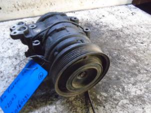 Gebruikte Aircopomp Kia Carens II (FJ) 2.0 CRDI 16V Prijs € 50,00 Margeregeling aangeboden door Boels Autodemontage