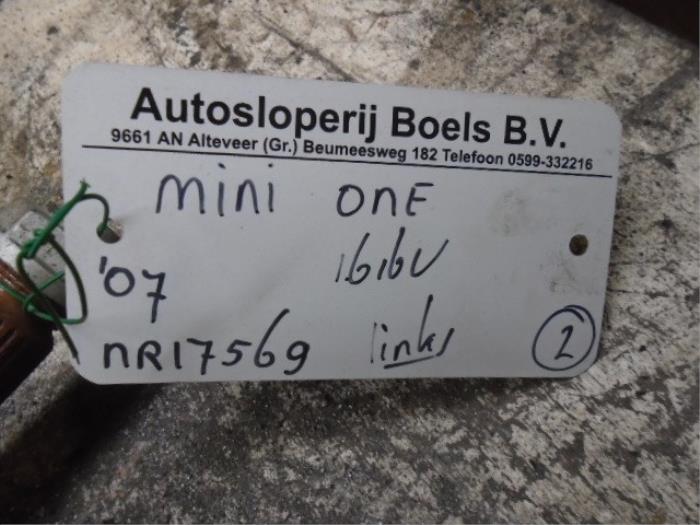 Gebruikte Steekas links-voor Mini Mini (R56) 1.6 16V Cooper Prijs € 35,00 Margeregeling aangeboden door Boels Autodemontage