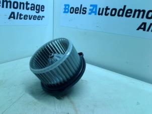 Gebruikte Blower Toyota Corolla Verso (E12) 2.0 D-4D 16V 90 Prijs € 25,00 Margeregeling aangeboden door Boels Autodemontage