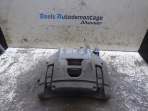 Gebruikte Remklauw (Tang) rechts-voor Audi A4 (B7) 2.0 TFSI 20V DTM Prijs € 35,00 Margeregeling aangeboden door Boels Autodemontage