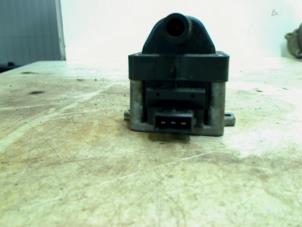 Gebruikte Bobine Volkswagen Polo III (6N1) 1.4i 60 Prijs € 20,00 Margeregeling aangeboden door Boels Autodemontage