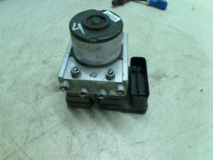 Gebruikte ABS Pomp Ford Focus C-Max 1.8 16V Prijs € 75,00 Margeregeling aangeboden door Boels Autodemontage