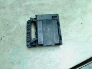 Gebruikte Comfort Module Volkswagen Golf V (1K1) 1.4 16V Prijs € 30,00 Margeregeling aangeboden door Boels Autodemontage