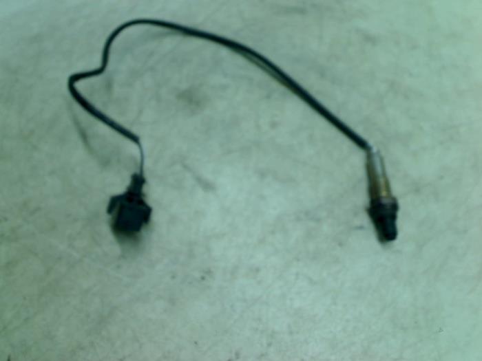 Gebruikte Lambda Sonde Volkswagen Passat Syncro/4Motion (3B2) 2.8 30V Prijs € 20,00 Margeregeling aangeboden door Boels Autodemontage