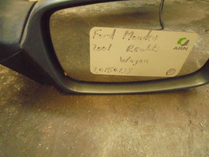Buitenspiegel rechts van een Ford Mondeo II Wagon 1.8i 16V E2/96 EEC 2001