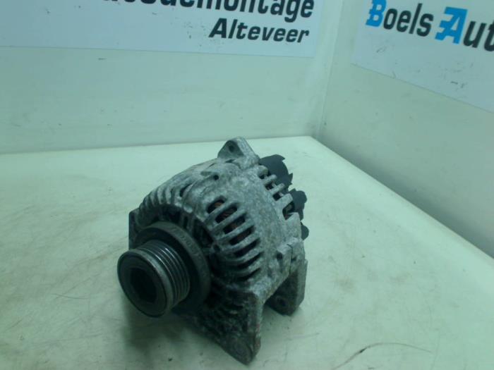 Gebruikte Dynamo Nissan Micra (K12) 1.5 dCi 65 Prijs € 35,00 Margeregeling aangeboden door Boels Autodemontage