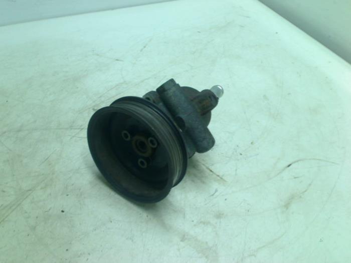 Gebruikte Stuurpomp Seat Arosa (6H1) 1.4 MPi Prijs € 20,00 Margeregeling aangeboden door Boels Autodemontage