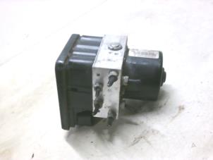 Gebruikte ABS Pomp Opel Astra H SW (L35) 1.7 CDTi 16V Prijs € 75,00 Margeregeling aangeboden door Boels Autodemontage