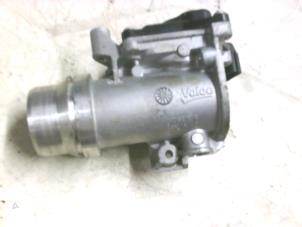 Gebruikte Gasklephuis Renault Twingo II (CN) 1.5 dCi 75 FAP Prijs € 50,00 Margeregeling aangeboden door Boels Autodemontage