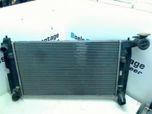 Gebruikte Radiateur Toyota Corolla Verso (R10/11) 1.8 16V VVT-i Prijs € 35,00 Margeregeling aangeboden door Boels Autodemontage