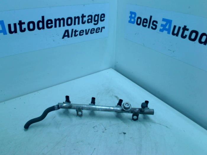 Gebruikte Galerij (Injectie) Mercedes B (W245) 1.5 B-160 16V Prijs € 35,00 Margeregeling aangeboden door Boels Autodemontage