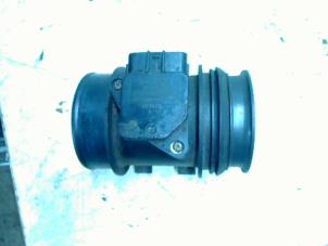 Gebruikte Luchtmassameter Volvo S60 I (RS/HV) 2.4 20V Bi-fuel LPG Prijs € 25,00 Margeregeling aangeboden door Boels Autodemontage