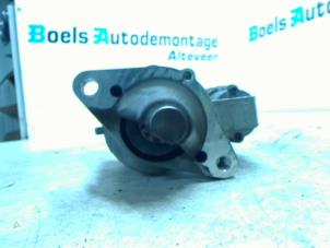 Gebruikte Startmotor Renault Twingo II (CN) 1.2 16V Prijs € 35,00 Margeregeling aangeboden door Boels Autodemontage