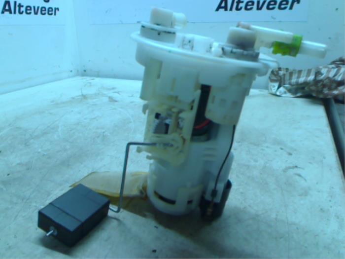 Brandstofpomp Elektrisch van een Suzuki Alto 1.0 12V 2011