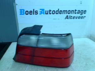 Gebruikte Achterlicht rechts BMW 3 serie (E36/4) 316i Prijs € 25,00 Margeregeling aangeboden door Boels Autodemontage