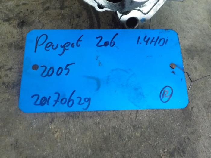 Gebruikte Startmotor Peugeot 206 (2A/C/H/J/S) 1.4 HDi Prijs € 35,00 Margeregeling aangeboden door Boels Autodemontage