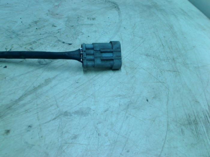 Lambda Sonde van een Alfa Romeo 147 (937) 2.0 Twin Spark 16V 2002