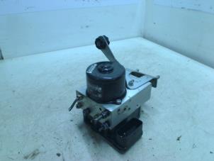 Gebruikte ABS Pomp BMW 3 serie Touring (E46/3) 318i Prijs € 75,00 Margeregeling aangeboden door Boels Autodemontage