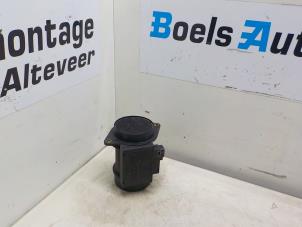 Gebruikte Luchtmassameter Volkswagen Golf IV (1J1) 1.9 TDI 110 Prijs € 35,00 Margeregeling aangeboden door Boels Autodemontage