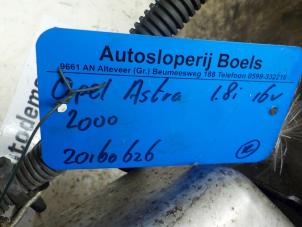 Gebruikte Stuurbekrachtiging Pomp Opel Astra G (F08/48) 1.8 16V Prijs € 30,00 Margeregeling aangeboden door Boels Autodemontage