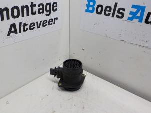 Gebruikte Luchtmassameter Kia Cee'd (EDB5) 1.6 CRDi 16V Prijs € 35,00 Margeregeling aangeboden door Boels Autodemontage