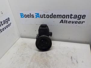 Gebruikte Servopomp Mercedes E (W210) 2.9 E-290 TDi Prijs € 35,00 Margeregeling aangeboden door Boels Autodemontage